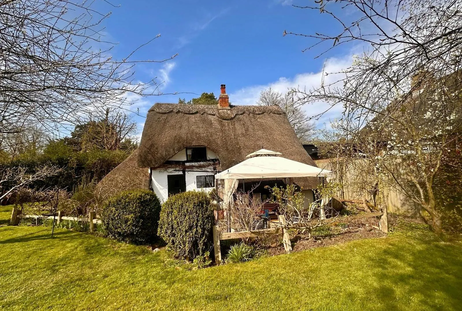 Grade II Listed Cottage In Berkswell, Close To Nec & Bhx Holiday home Coventry